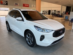 Used 2024 Ford Escape Hybrid ST-Line Select AWD at Suburban Ford of Sterling Heights near Sterling Heights, MI