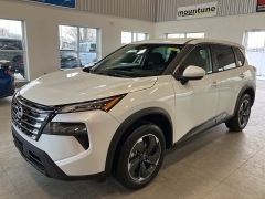 Used 2025  Nissan Rogue AWD SV at Maxx Loans near St&period; Adrian&comma; MI