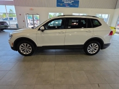 Used 2019  Volkswagen Tiguan 4d SUV S 4Motion at Maxx Loans near St&period; Adrian&comma; MI