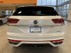 Used 2023  Volkswagen Atlas Cross Sport 3&period;6L V6 SEL Premium R-Line 4MOTION at Maxx Loans near St&period; Adrian&comma; MI