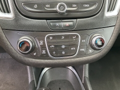 Used 2020 Chevrolet Malibu 4d Sedan LT at Maxx Loans near ,