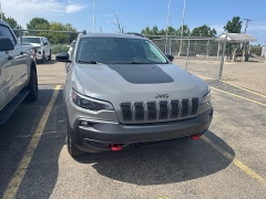 Used 2022  Jeep Cherokee Trailhawk 4x4 at Maxx Loans near St&period; Adrian&comma; MI