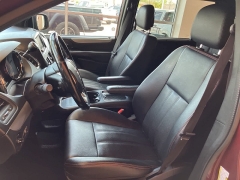 Used 2019 Dodge Grand Caravan 4d Wagon GT at Suburban Ford of Sterling Heights near Sterling Heights, MI