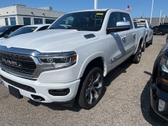 Used 2019 Ram 1500 4WD Crew Cab Limited at Suburban Ford of Sterling Heights near Sterling Heights, MI