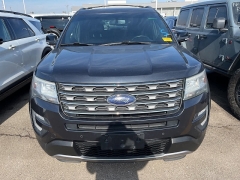 Used 2017  Ford Explorer 4d SUV 4WD XLT at Maxx Loans near St&period; Adrian&comma; MI