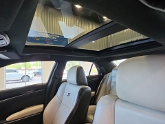 Used 2019  Chrysler 300 4d Sedan AWD S at Maxx Loans near St&period; Adrian&comma; MI