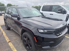 Used 2024  Jeep Grand Cherokee Altitude 4x4 at Maxx Loans near St&period; Adrian&comma; MI