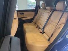Used 2022  Nissan Rogue FWD Platinum at Maxx Loans near St&period; Adrian&comma; MI