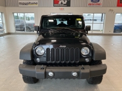Used 2014 Jeep Wrangler Unlimited 4WD 4dr Rubicon at Maxx Loans near St. Adrian, MI