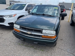Used 2003 Chevrolet S-10 Ext Cab 123" WB LS at Maxx Loans near ,