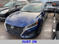 Used 2024  Nissan Altima 2&period;5 SR Sedan at Maxx Loans near St&period; Adrian&comma; MI