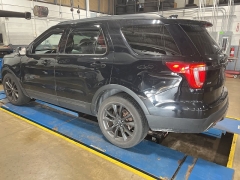 Used 2017 Ford Explorer 4d SUV FWD XLT at Suburban Ford of Sterling Heights near Sterling Heights, MI