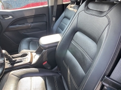 Used 2019 GMC Canyon 4WD Crew Cab 128.3" Denali at Suburban Ford of Sterling Heights near Sterling Heights, MI