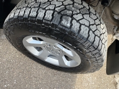 Used 2019  Ram 1500 Big Horn&sol;Lone Star 4x4 Crew Cab 5'7" Box at Maxx Loans near St&period; Adrian&comma; MI