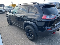 Used 2022 Jeep Cherokee Trailhawk 4x4 at Maxx Loans near St. Adrian, MI