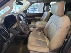 Used 2019  Ford Expedition 4d SUV 4WD Limited at Maxx Loans near St&period; Adrian&comma; MI