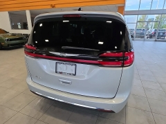 Used 2024  Chrysler Pacifica Touring L FWD at Maxx Loans near St&period; Adrian&comma; MI