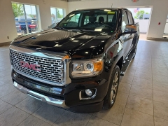 Used 2019  GMC Canyon 4WD Crew Cab 128&period;3" Denali at Maxx Loans near St&period; Adrian&comma; MI