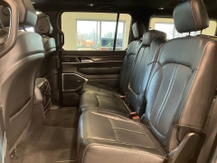 Used 2022  Jeep Wagoneer Series II 4x4 at Maxx Loans near St&period; Adrian&comma; MI