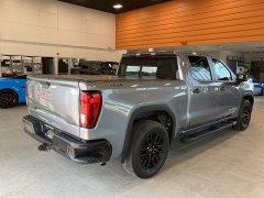 Used 2021 GMC Sierra 1500 4WD Crew Cab at Maxx Loans near St. Adrian, MI