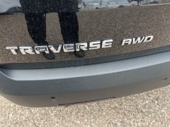 Used 2019 Chevrolet Traverse 4d SUV AWD LT Cloth w/1LT at Suburban Ford of Sterling Heights near Sterling Heights, MI