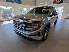 Used 2025  GMC Sierra 1500 4WD Crew Cab 147" SLT at Maxx Loans near St&period; Adrian&comma; MI