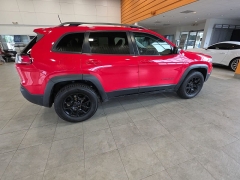 Used 2019  Jeep Cherokee Trailhawk Elite 4x4 at Maxx Loans near St&period; Adrian&comma; MI