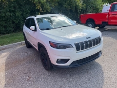 Used 2019 Jeep Cherokee Altitude 4x4 at Maxx Loans near St. Adrian, MI