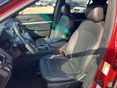Used 2017 Ford Explorer 4d SUV 4WD XLT at Maxx Loans near ,