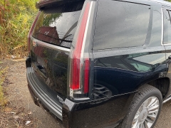 Used 2019 Cadillac Escalade 4d SUV 4WD Platinum at Suburban Ford of Sterling Heights near Sterling Heights, MI