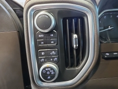 Used 2019  GMC Sierra 1500 4WD Crew Cab 147" Denali at Maxx Loans near St&period; Adrian&comma; MI