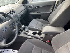 Used 2006  Ford Fusion 4d Sedan SE at Maxx Loans near St&period; Adrian&comma; MI