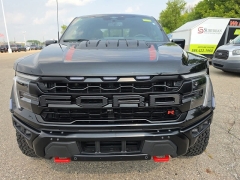Used 2025  Ford F-150 4WD Raptor SuperCrew 5&period;5' Box at Maxx Loans near St&period; Adrian&comma; MI