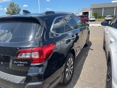 Used 2018 Subaru Outback 4d SUV 3.6R Touring at Maxx Loans near ,