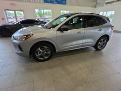 Used 2023  Ford Escape ST-Line AWD at Maxx Loans near St&period; Adrian&comma; MI