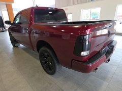 Used 2019  Ram 1500 Classic Express 4x4 Crew Cab 5'7" Box at Maxx Loans near St&period; Adrian&comma; MI