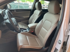 Used 2019 Hyundai Tucson Limited AWD at Suburban Ford of Sterling Heights near Sterling Heights, MI