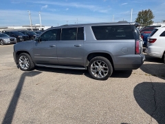 Used 2018 GMC Yukon XL 4d SUV 4WD Denali at Suburban Ford of Sterling Heights near Sterling Heights, MI