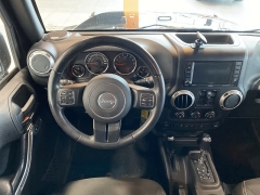 Used 2016  Jeep Wrangler Unlimited 4WD 4dr Rubicon at Maxx Loans near St&period; Adrian&comma; MI