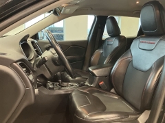 Used 2021  Jeep Cherokee Trailhawk 4x4 at Maxx Loans near St&period; Adrian&comma; MI