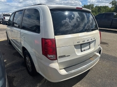 Used 2013  Dodge Grand Caravan 4d Wagon SXT at Maxx Loans near St&period; Adrian&comma; MI