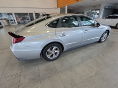 Used 2022  Hyundai Sonata SE 2&period;5L &ast;Ltd Avail&ast; at Maxx Loans near St&period; Adrian&comma; MI