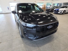 Used 2025  Ford Escape ST-Line Elite AWD at Maxx Loans near St&period; Adrian&comma; MI