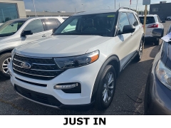 Used 2023 Ford Explorer XLT 4WD at Suburban Ford of Sterling Heights near Sterling Heights, MI