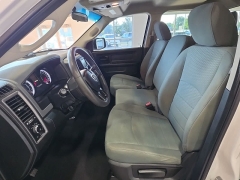 Used 2019  Ram 1500 Classic Express 4x4 Quad Cab 6'4" Box at Maxx Loans near St&period; Adrian&comma; MI