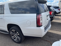 Used 2017 GMC Yukon XL 4d SUV 4WD Denali at Maxx Loans near St. Adrian, MI