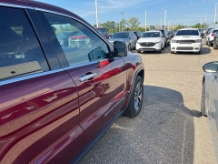 Used 2020 Jeep Grand Cherokee Limited 4x4 at Suburban Ford of Sterling Heights near Sterling Heights, MI