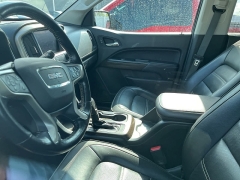 Used 2019 GMC Canyon 4WD Crew Cab 128.3" Denali at Suburban Ford of Sterling Heights near Sterling Heights, MI