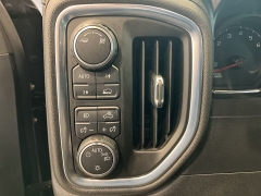 Used 2019  Chevrolet Silverado 1500 4WD Crew Cab 147" RST at Maxx Loans near St&period; Adrian&comma; MI