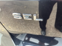 Used 2018 Volkswagen Atlas 3.6L V6 SEL Premium 4MOTION at Suburban Ford of Sterling Heights near Sterling Heights, MI